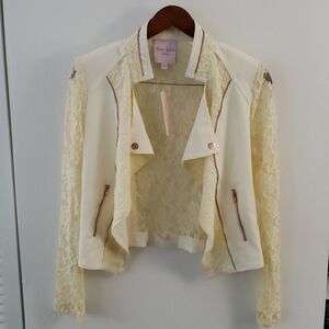 New Romeo & Juliet Couture Lace Jacket Size Medium